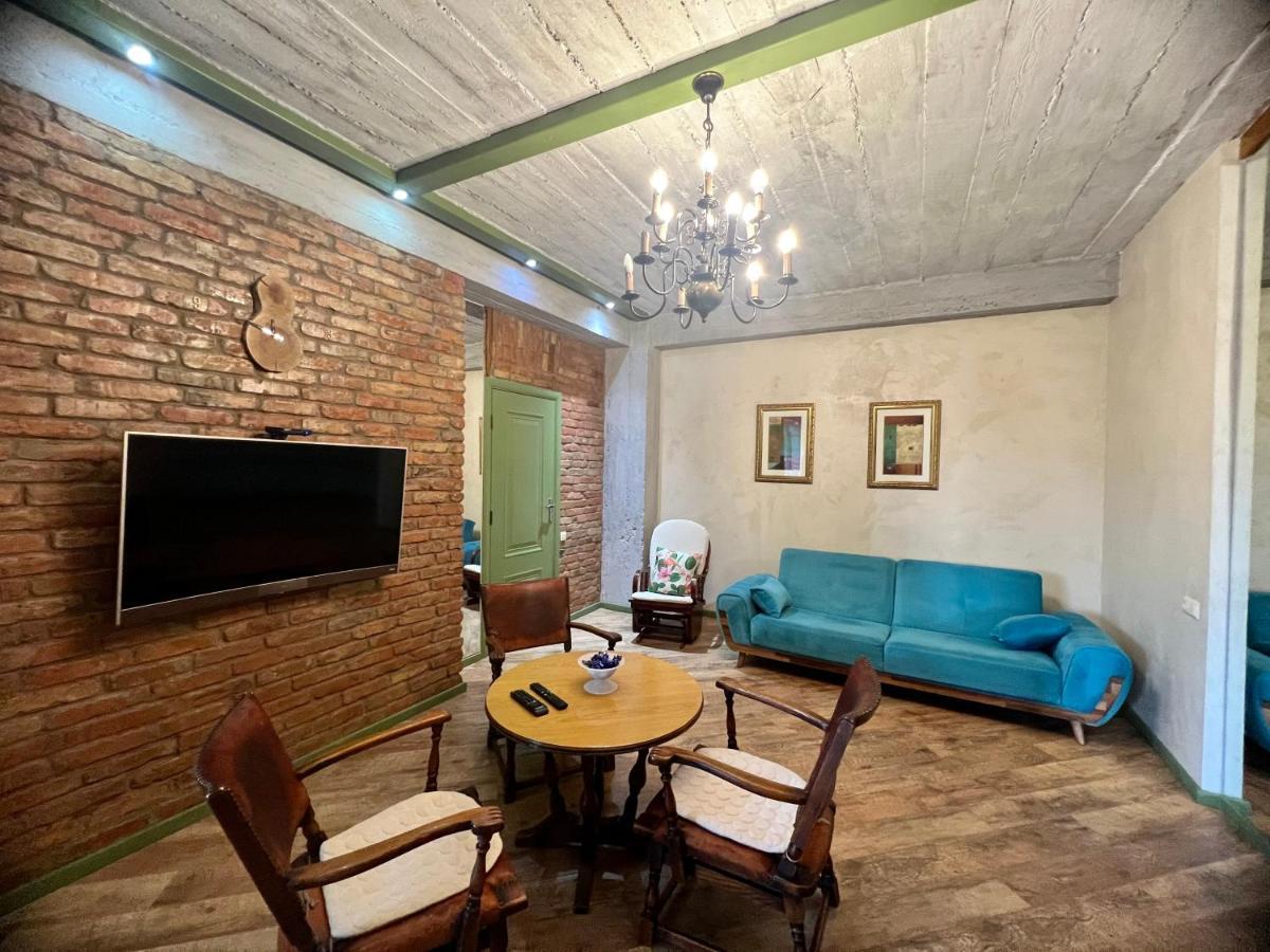 T2&T3 Apartments Levanto Tbiliszi Kültér fotó