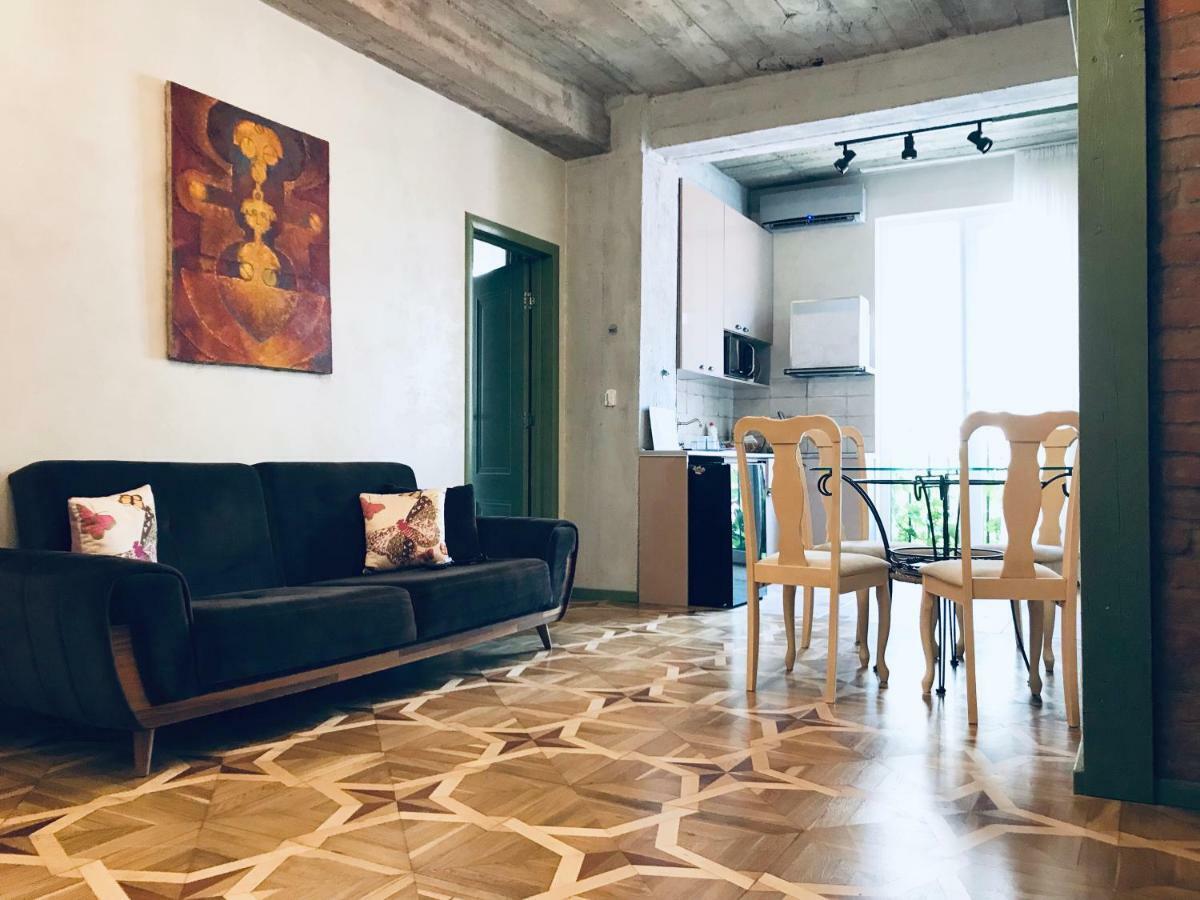 T2&T3 Apartments Levanto Tbiliszi Kültér fotó